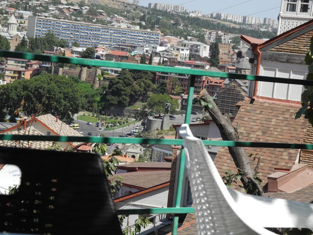 Cherdachok Tbilisi Exterior photo