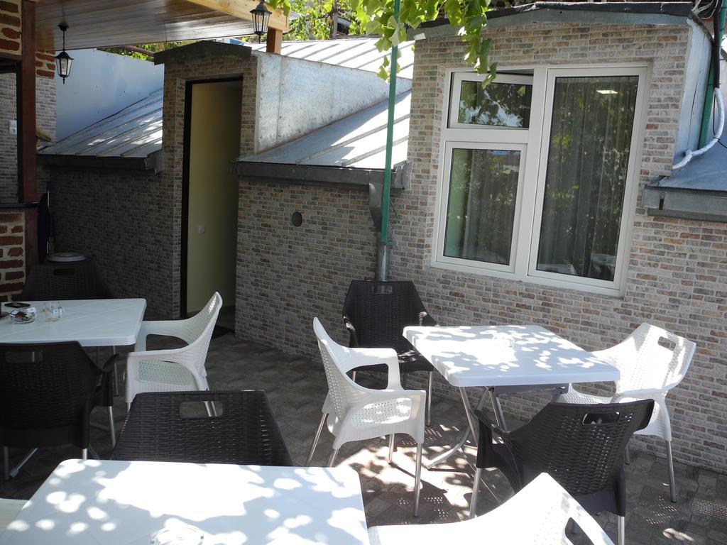 Cherdachok Tbilisi Exterior photo